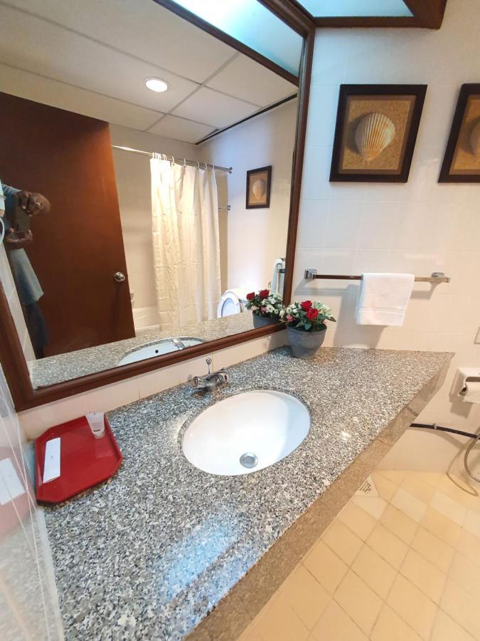 Seaview Deluxe Studio Couples Room S 탄중붕가 외부 사진