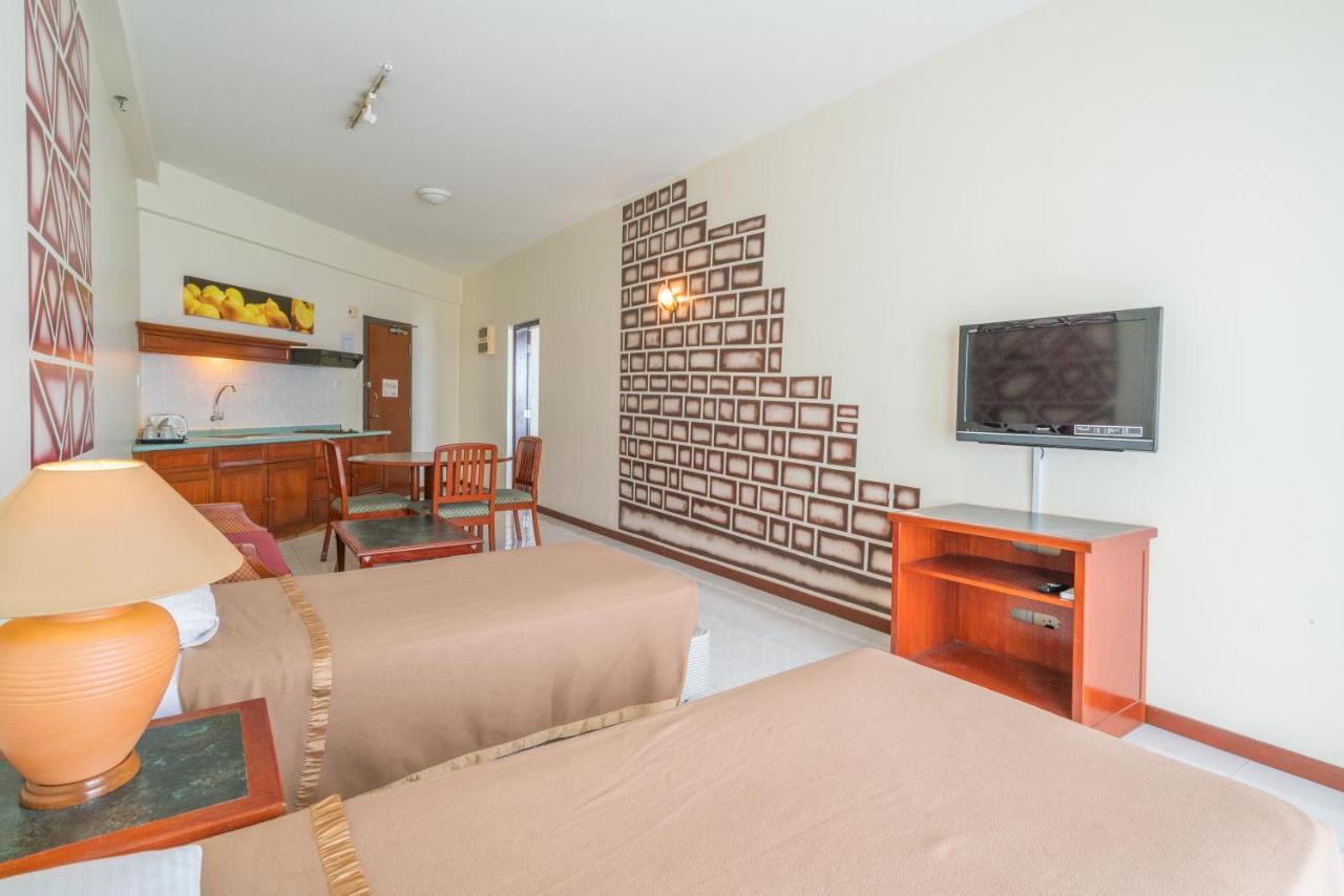 Seaview Deluxe Studio Couples Room S 탄중붕가 외부 사진