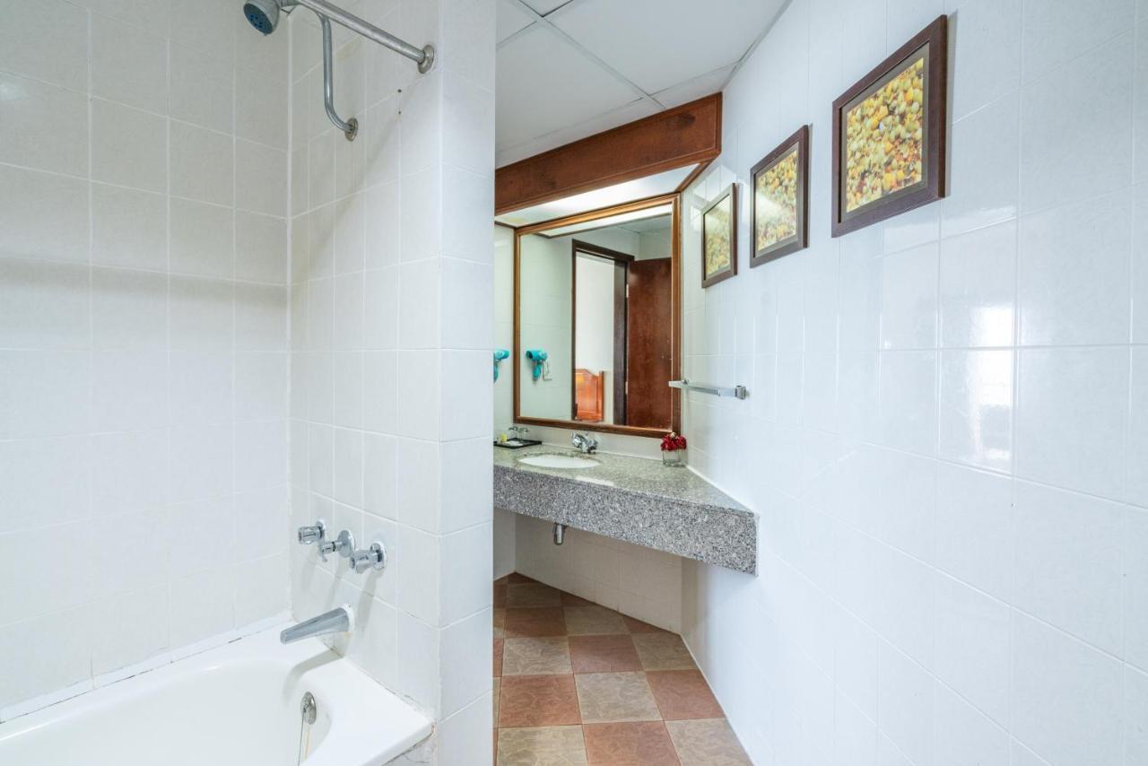 Seaview Deluxe Studio Couples Room S 탄중붕가 외부 사진